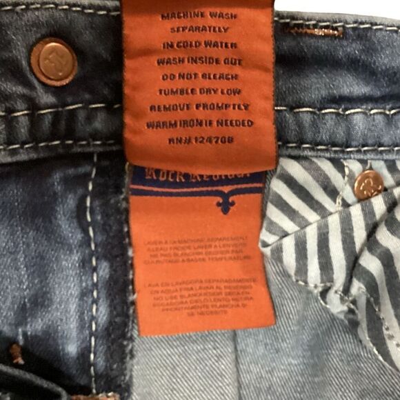 Rock Revival Karla Mid-Rise Capri Jeans - Picture 8 of 8